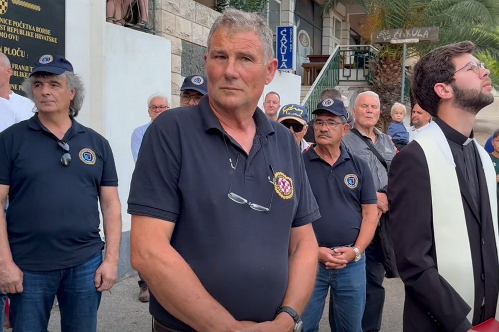Hrvatski časnički zbor DNŽ sudjelovao na svečanosti otkrivanja spomen-ploče kralju Tomislavu u Čari