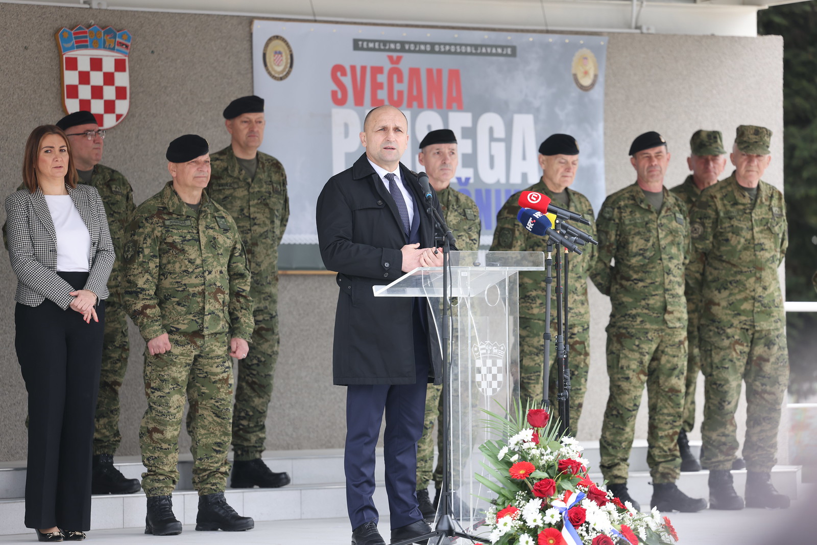 Ministar Anušić: Učinili ste ponosnima vaše obitelji, hrvatsku državu i hrvatski narod